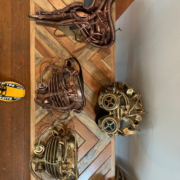 Made by plastic - Picture 5 of 7